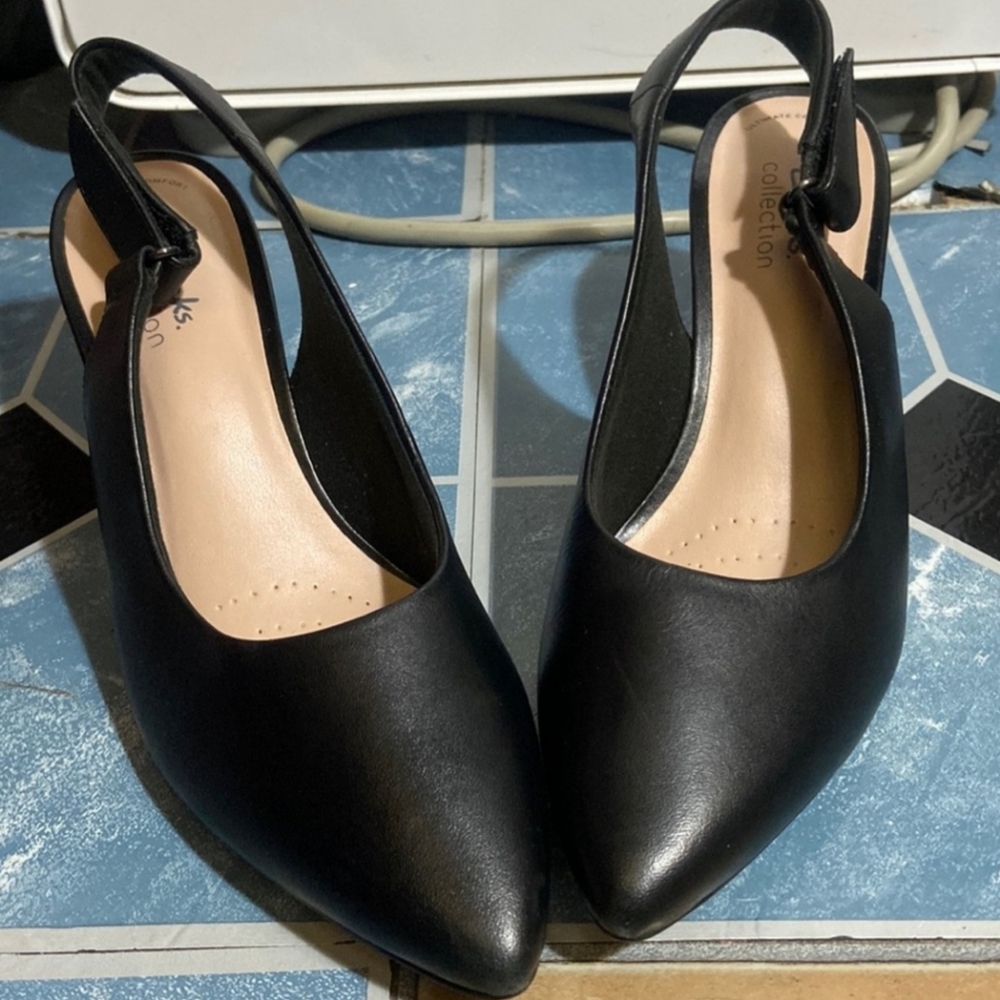 Clark's Chunky Wide Heel